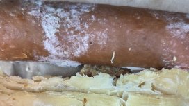 Сигнали към БАБХ: Майонеза и масло с изтекъл срок, мухлясали кренвирши и сандвичи