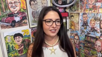 От TikTok до стария Созопол: Как Християна превръща рисуването на карикатури в успяващ бизнес
