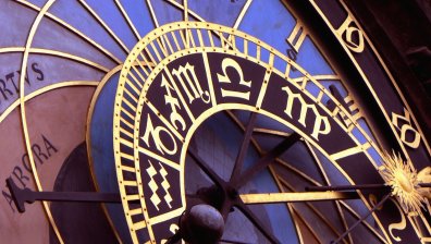 Хороскоп за 2 април: Няколко зодии се радват на успехи