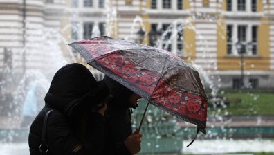 Времето днес, 2 юни: Топло и дъждовно, градусите скачат до 29