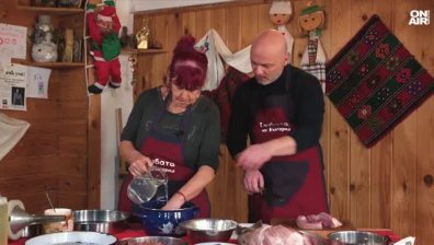 Шеф Китанов и Евгени правят навпавок при Баба Дешка