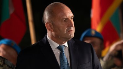 Радев: Българското общество излиза от апатията и чупи оковите на страха